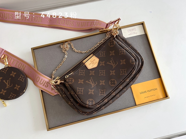 ルイヴィトンバッグ背面デザイン